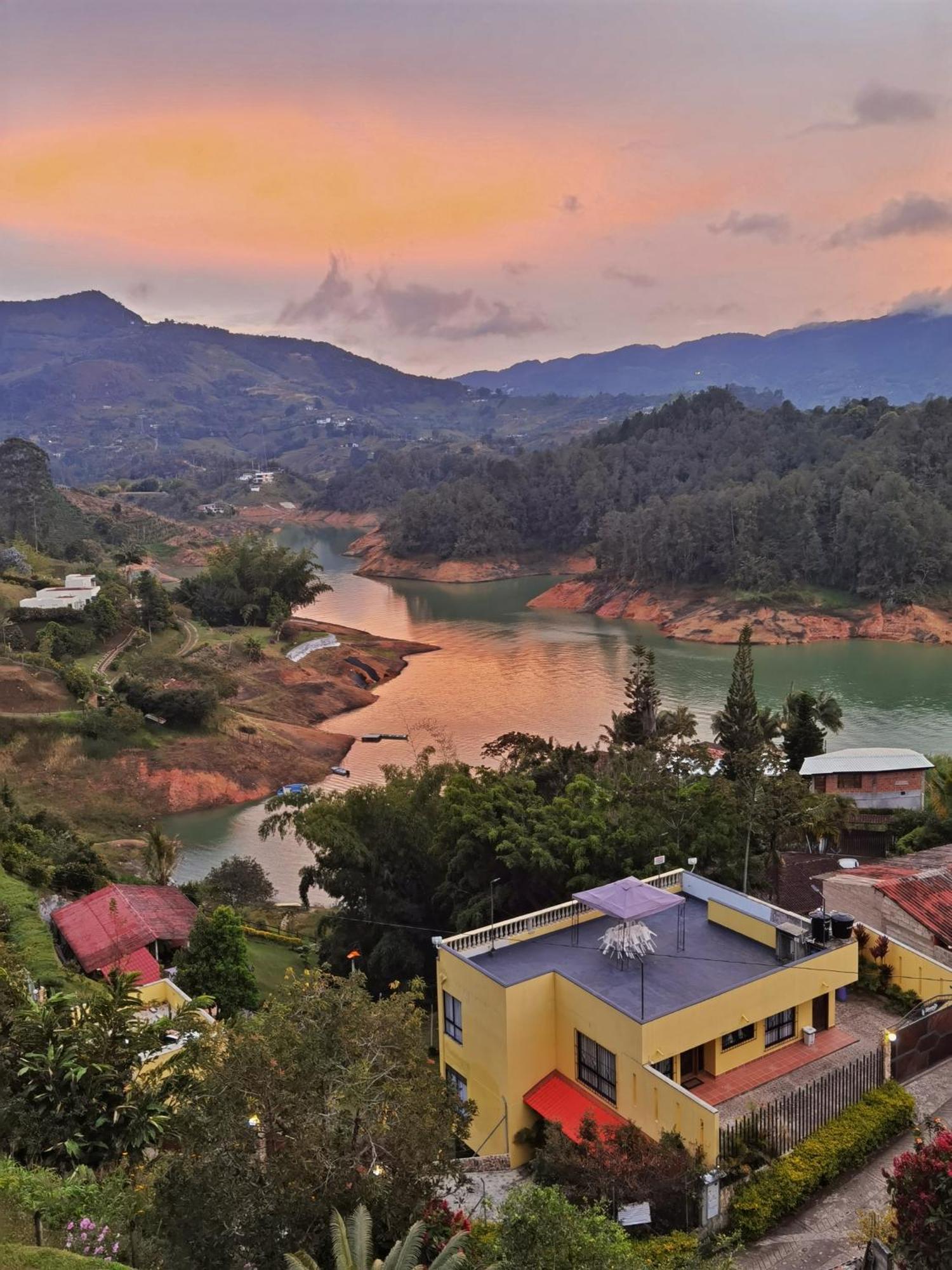 Hermosa Casa De Campo En Guatapé Buitenkant foto